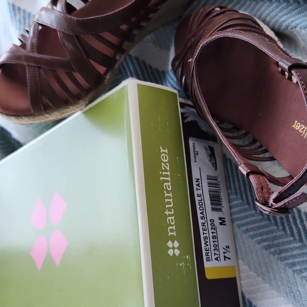 Naturalizer Wedge Sandal - Picture 5 of 5